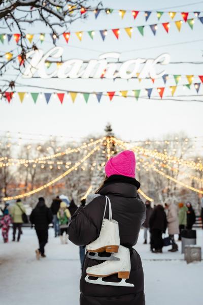 В Петербурге завершается сезон катков